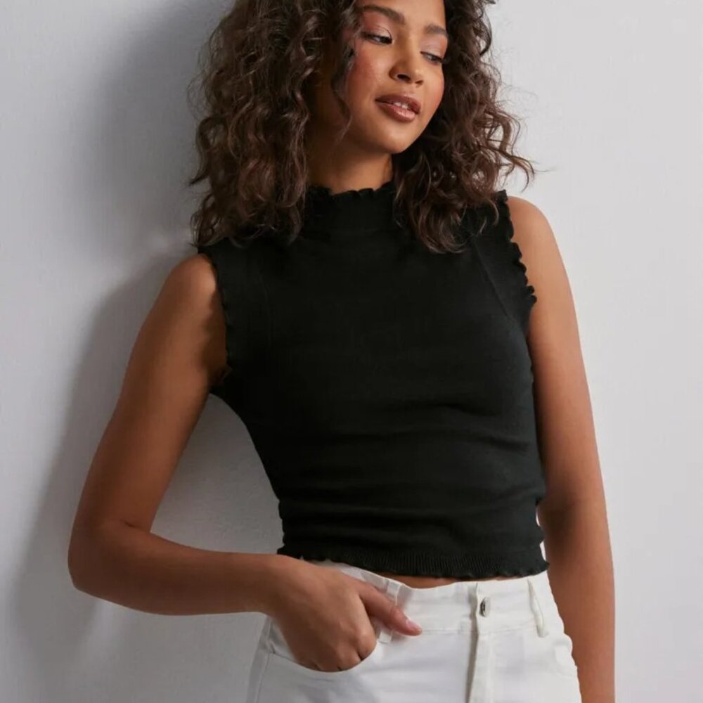 Vero Moda Sleeveless Black Knit High Neck Top Ruffle Trim Neck/Arm/Hem Small